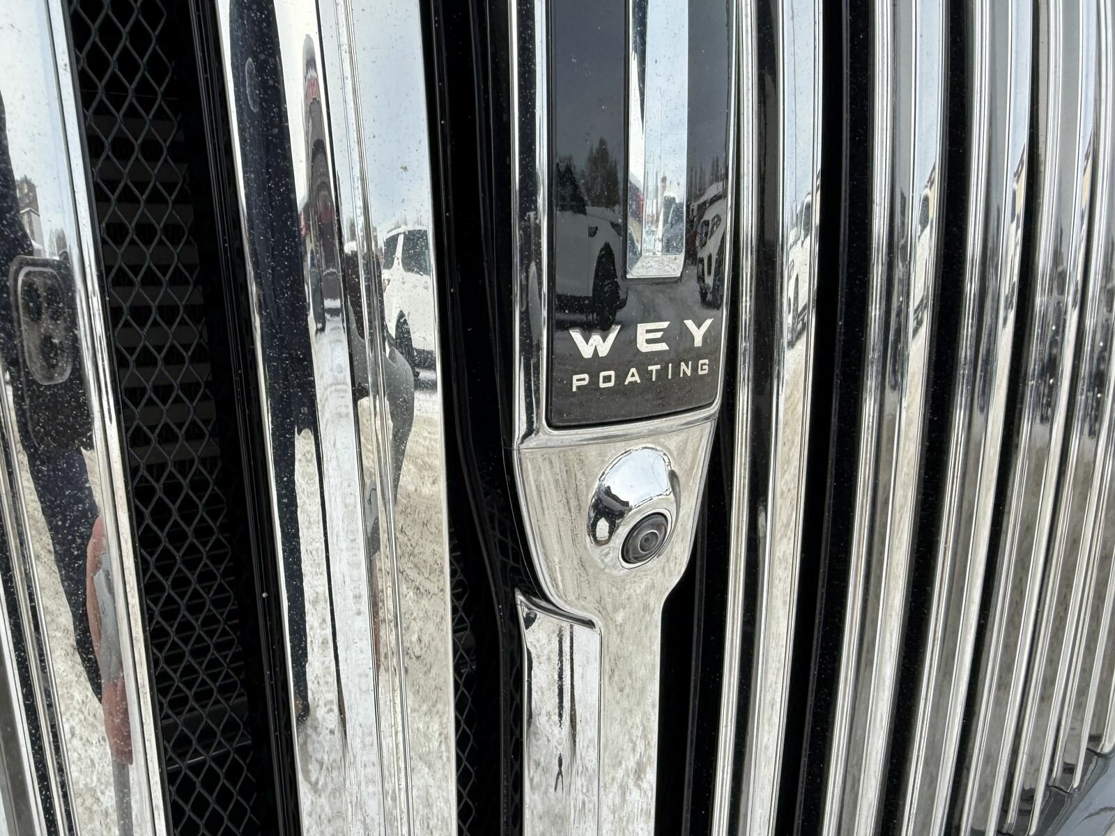Wey 80, I Премиум Лаундж Минивэн 2024 Зеленый 44.28 kWh 1.5hyb AT (487 л.с.) 4WD 14244 км