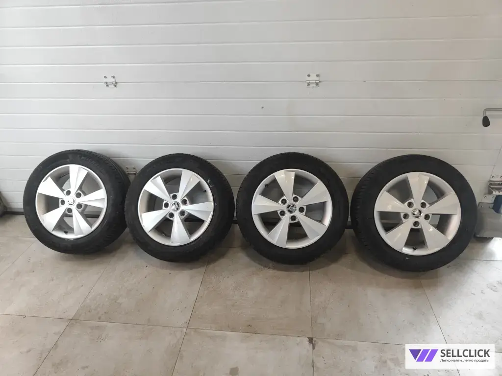 Диски Velorum в сборе с шинами 205 55 16 Michelin primacy 4+