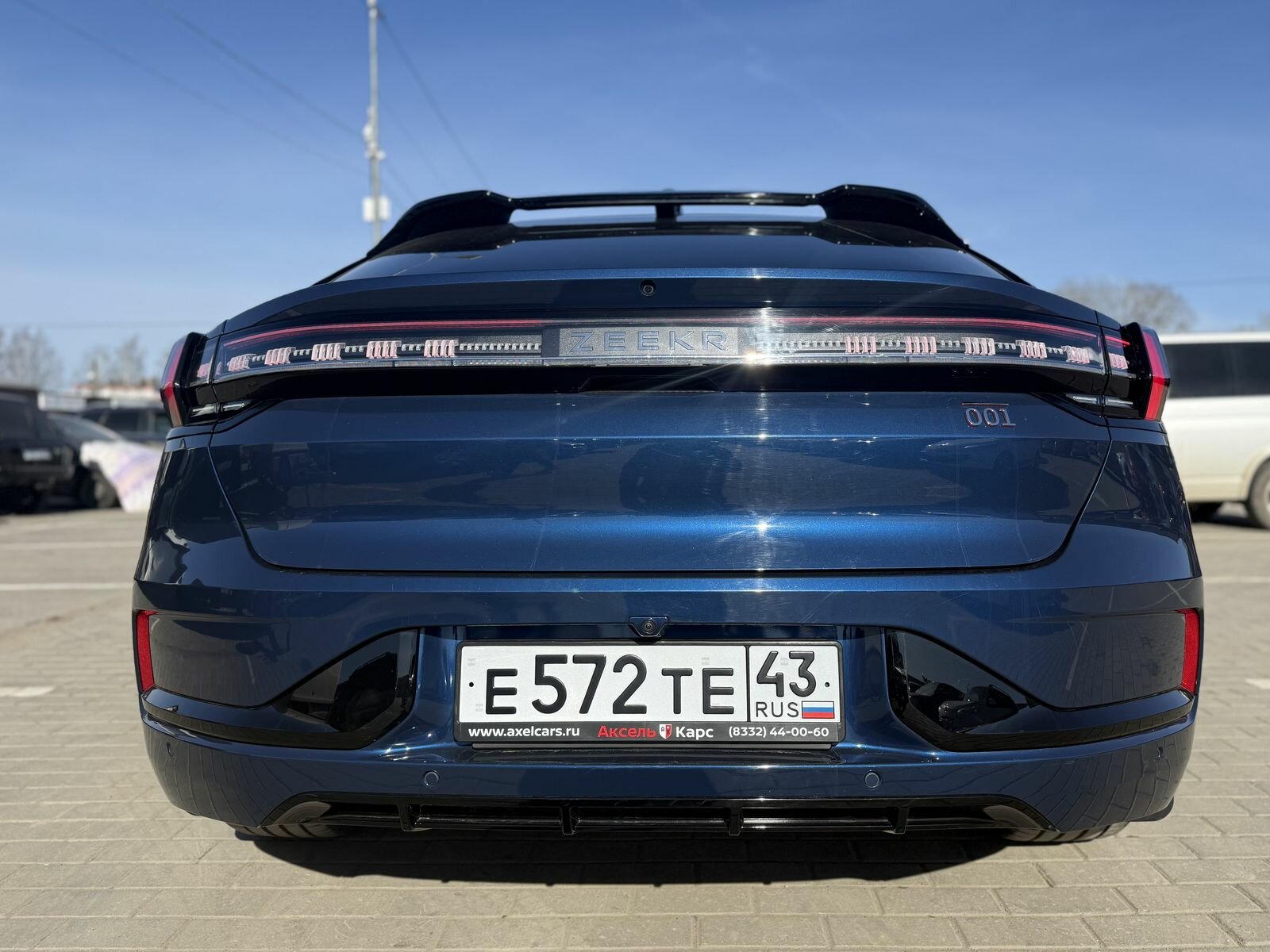 Zeekr 001, I Z Sport Хэтчбек 5 дв. 2023 Синий 100 kWh Electro AT (400 кВт) 4WD 29005 км