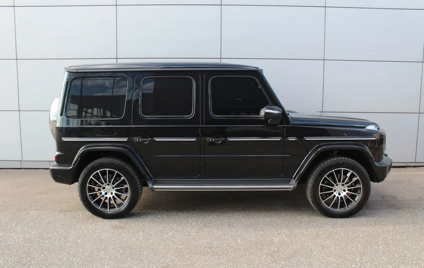 Mercedes-Benz G-Класс, III (W463) G 350 d Внедорожник 5 дв. 2021 Черный 350 d 2.9d AT (249 л.с.) 4WD 112000 км