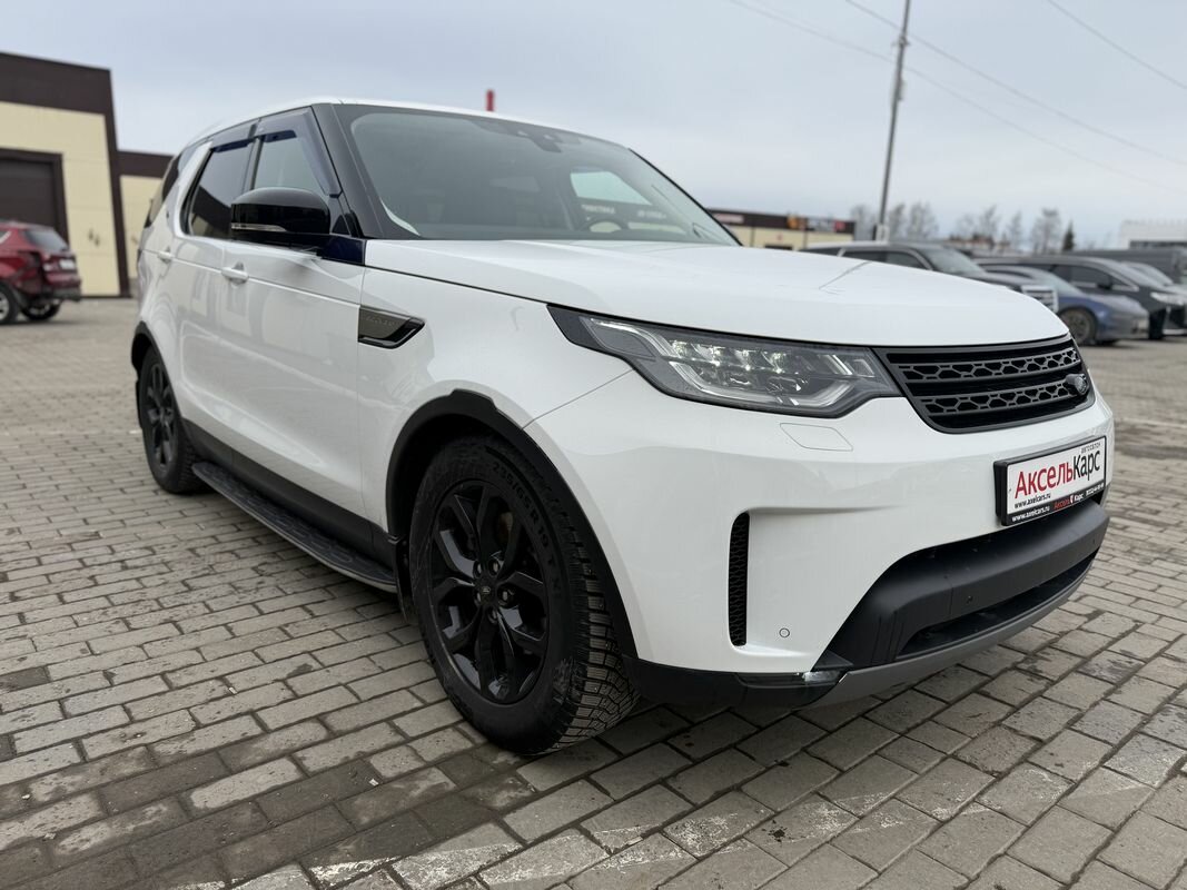 Land Rover Discovery, V Landmark Внедорожник 5 дв. 2018 Белый 3.0d AT (249 л.с.) 4WD 168010 км