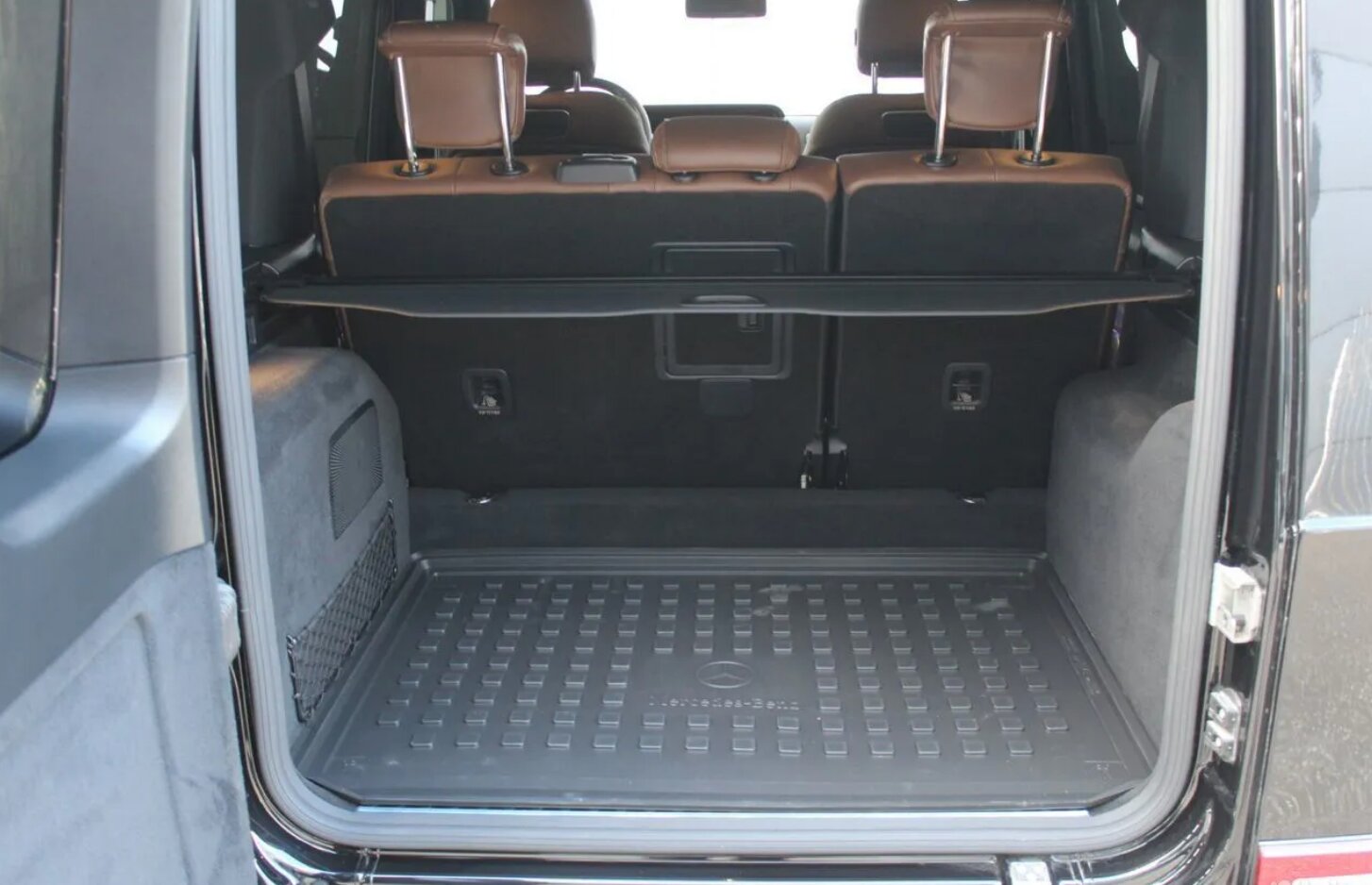 Mercedes-Benz G-Класс, III (W463) G 350 d Внедорожник 5 дв. 2021 Черный 350 d 2.9d AT (249 л.с.) 4WD 112000 км