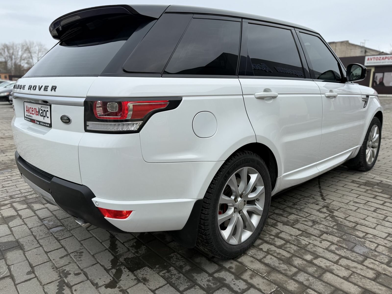 Land Rover Range Rover Sport, II Autobiography Внедорожник 5 дв. 2014 Белый 3.0d AT (292 л.с.) 4WD 220000 км