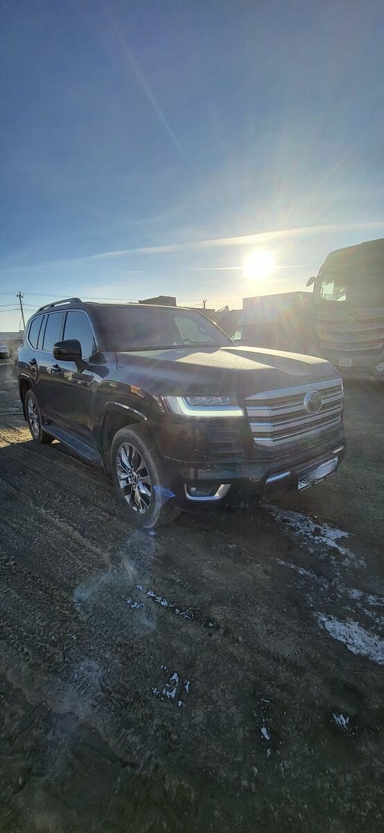 Toyota Land Cruiser, 300 Series ZX (5 мест) Внедорожник 5 дв. 2023 Черный 3.4d AT (309 л.с.) 4WD 88172 км