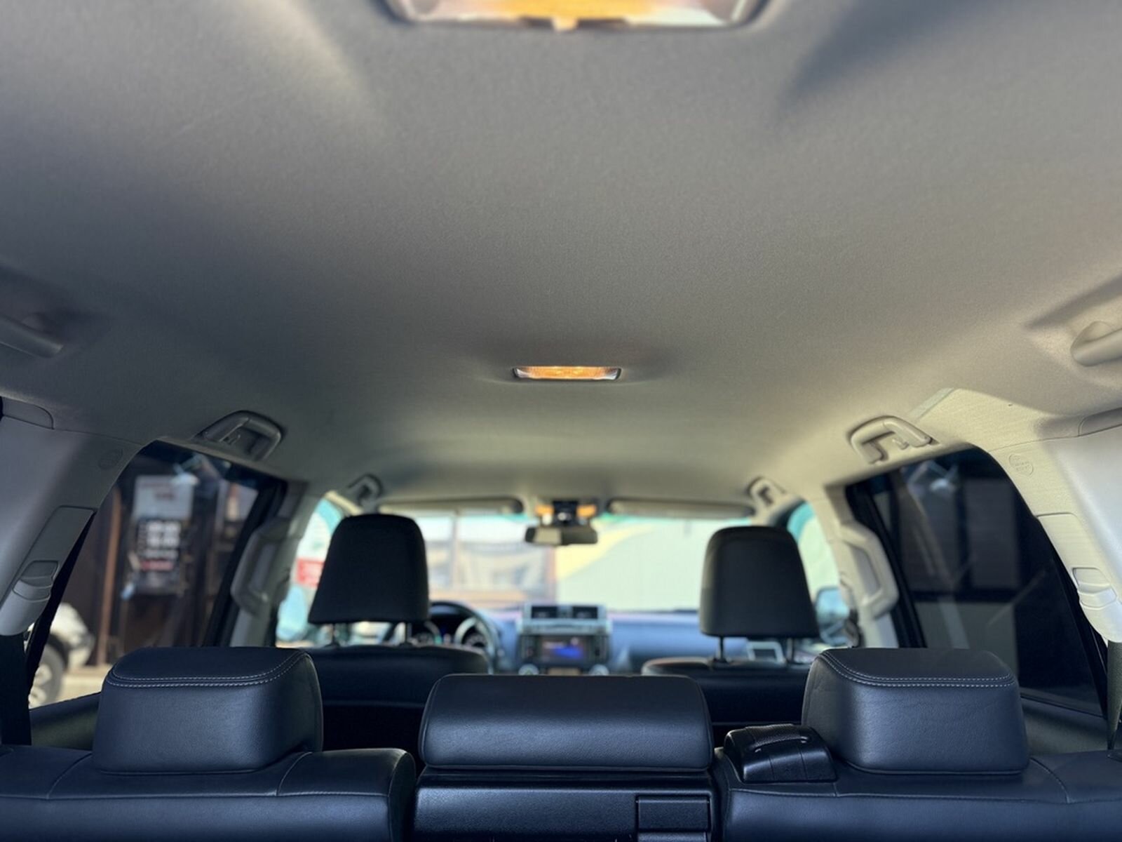 Toyota Land Cruiser Prado, 150 Series Рестайлинг 1 Style Внедорожник 5 дв. 2017 Черный 2.8d AT (177 л.с.) 4WD 129000 км