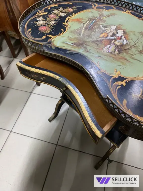 Стол для рукоделия. Подставка. Консоль. Прованс. Винтажная мебель