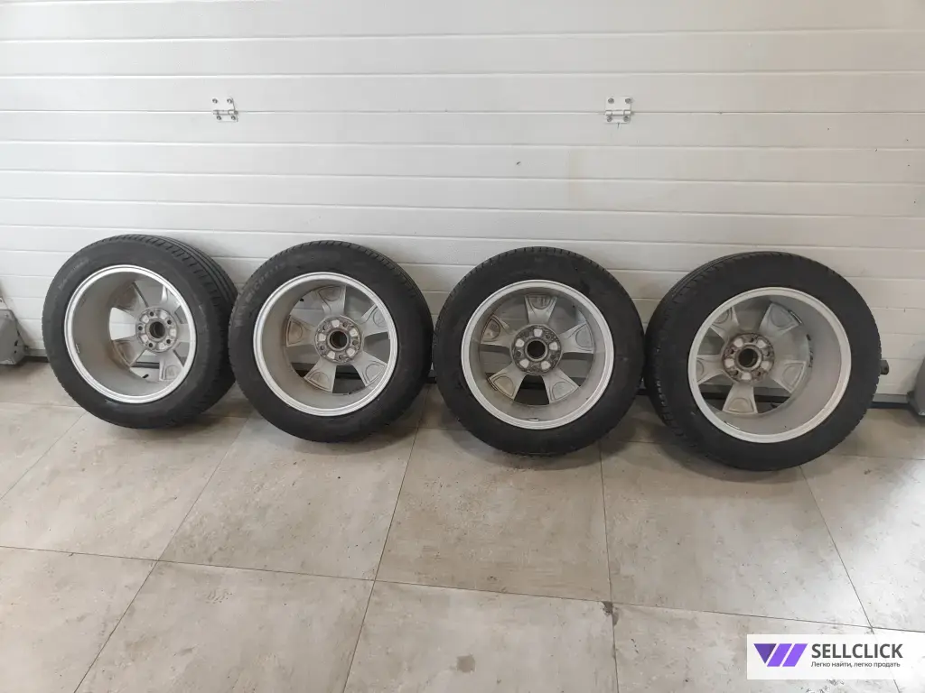 Диски Velorum в сборе с шинами 205 55 16 Michelin primacy 4+