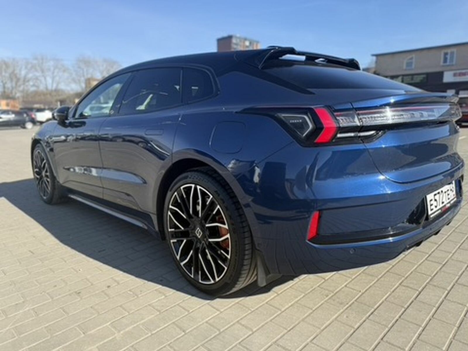 Zeekr 001, I Z Sport Хэтчбек 5 дв. 2023 Синий 100 kWh Electro AT (400 кВт) 4WD 29005 км