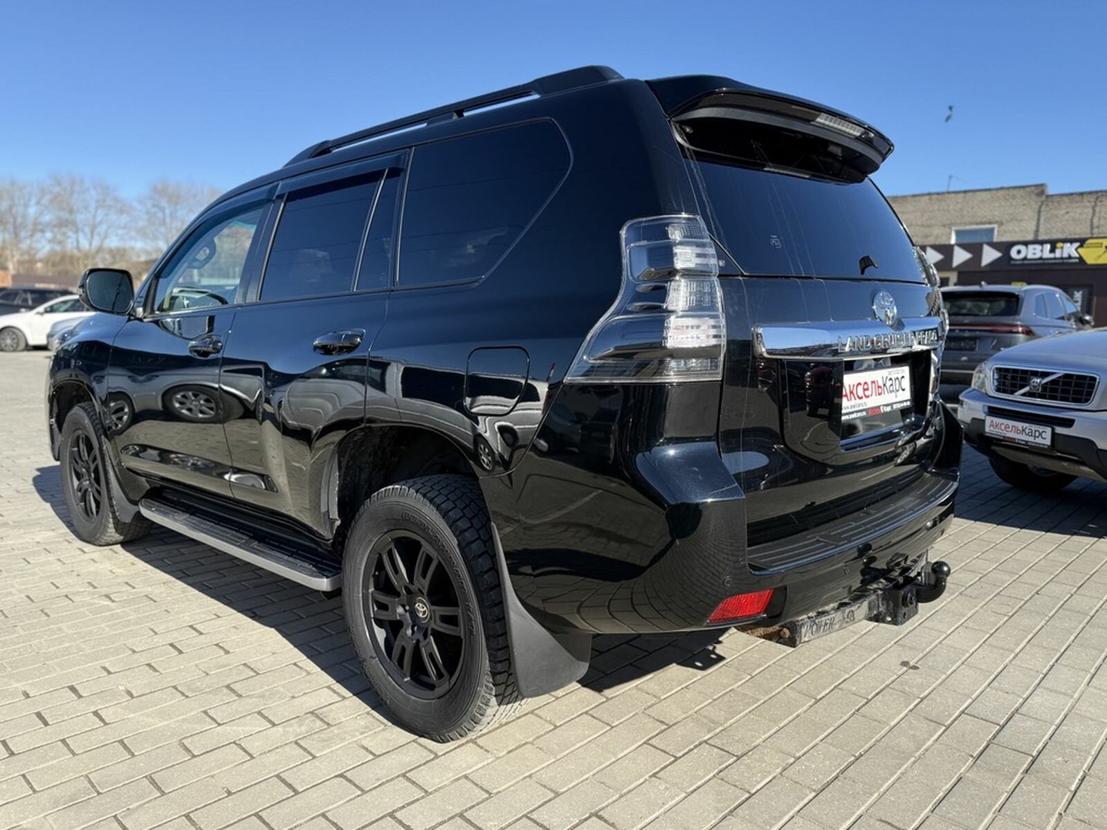 Toyota Land Cruiser Prado, 150 Series Рестайлинг 1 Style Внедорожник 5 дв. 2017 Черный 2.8d AT (177 л.с.) 4WD 129000 км