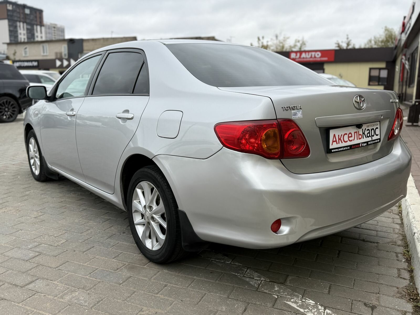 SsangYong Rexton, II Luxury +cruise-control Внедорожник 5 дв. 2008 Черный 2.7d AT (186 л.с.) 4WD 230000 км