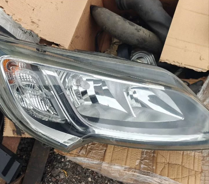 Фара передняя Ситроен Джампер 290
