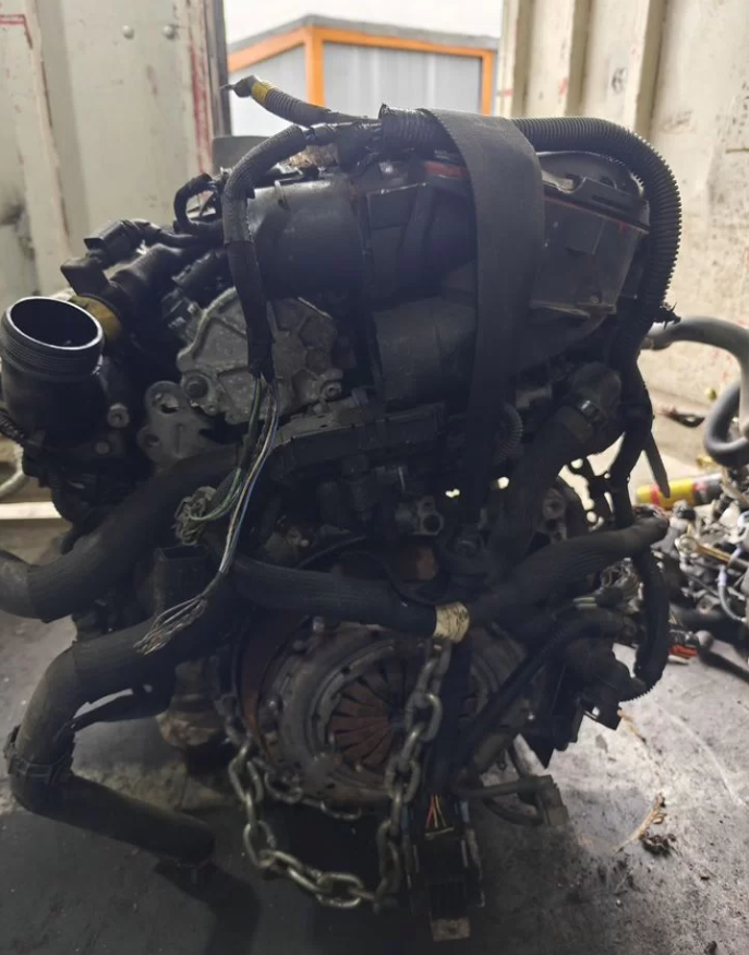 Двигатель Пежо Ситроен 9H 8 клапанный