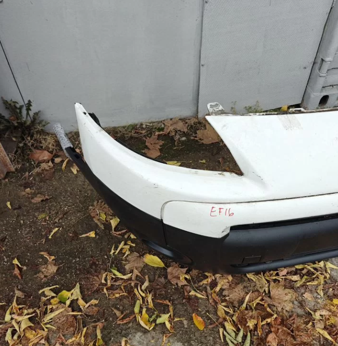 Бампер в сборе Пежо Партнер Типи