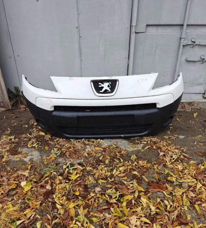 Бампер в сборе Пежо Партнер Типи
