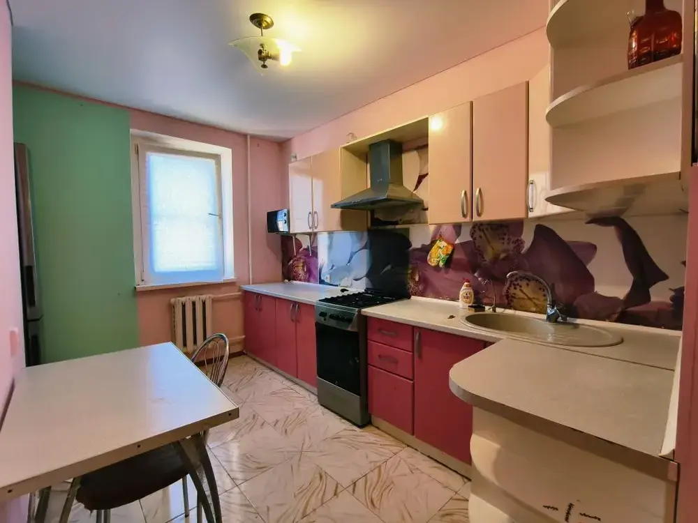 2-к. квартира 64 кв.м, 9/9