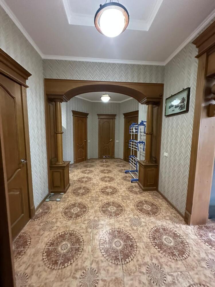 Дом 273 кв.м на участке 5 сот