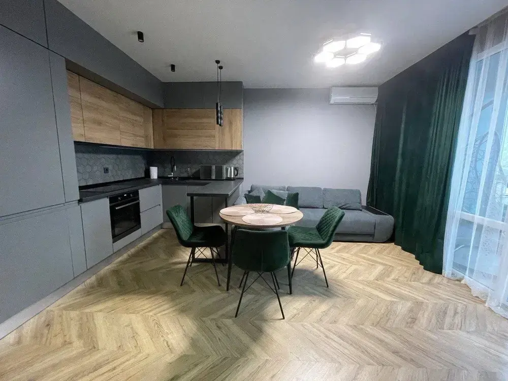 1-к. квартира 42 кв.м, 10/10