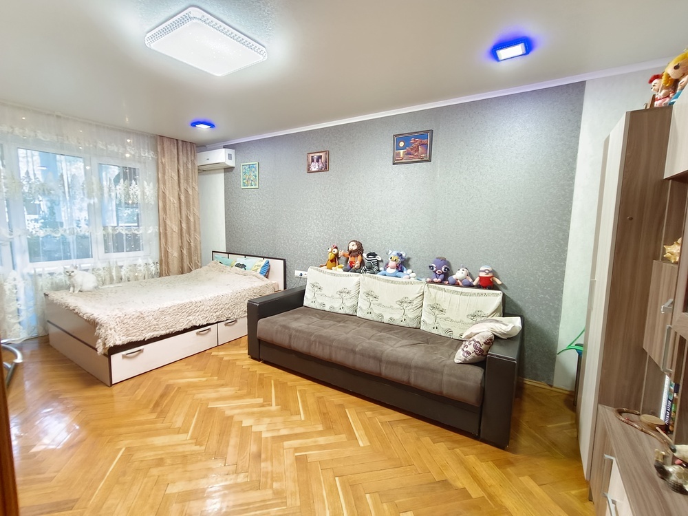 3-к. квартира 72 кв.м, 4/5