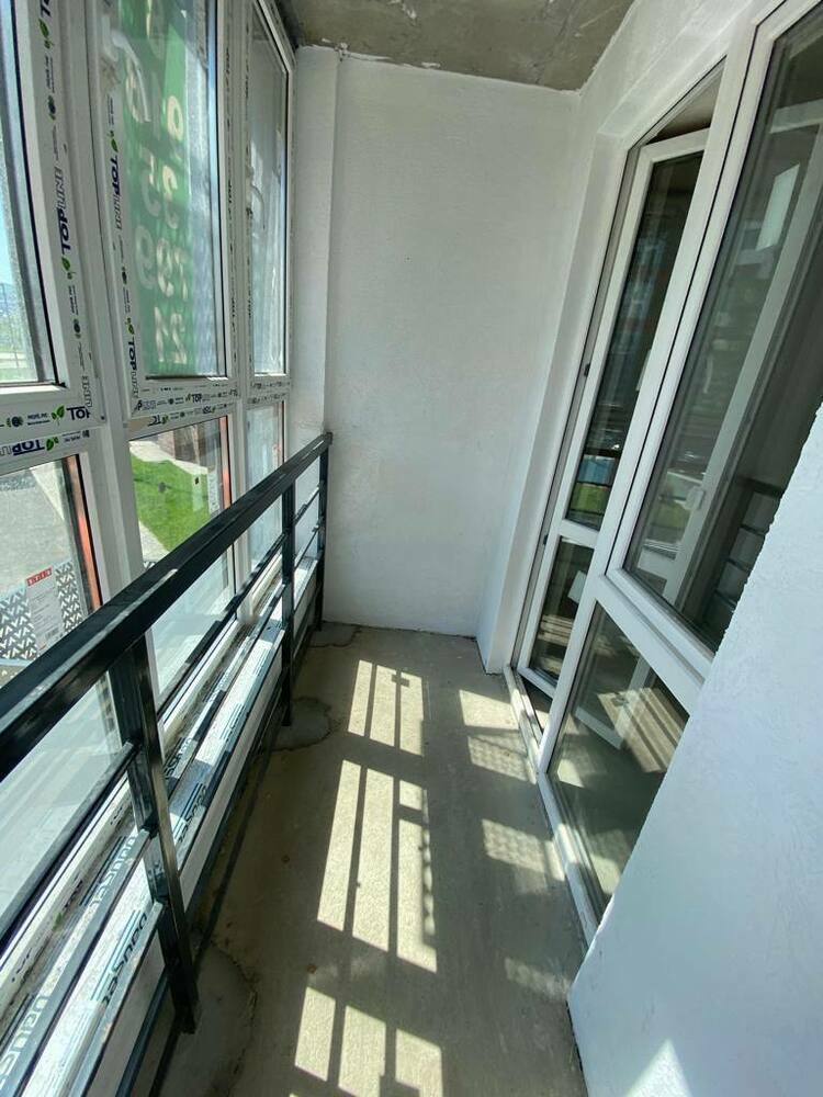 2-к. квартира 55 кв.м, 2/9