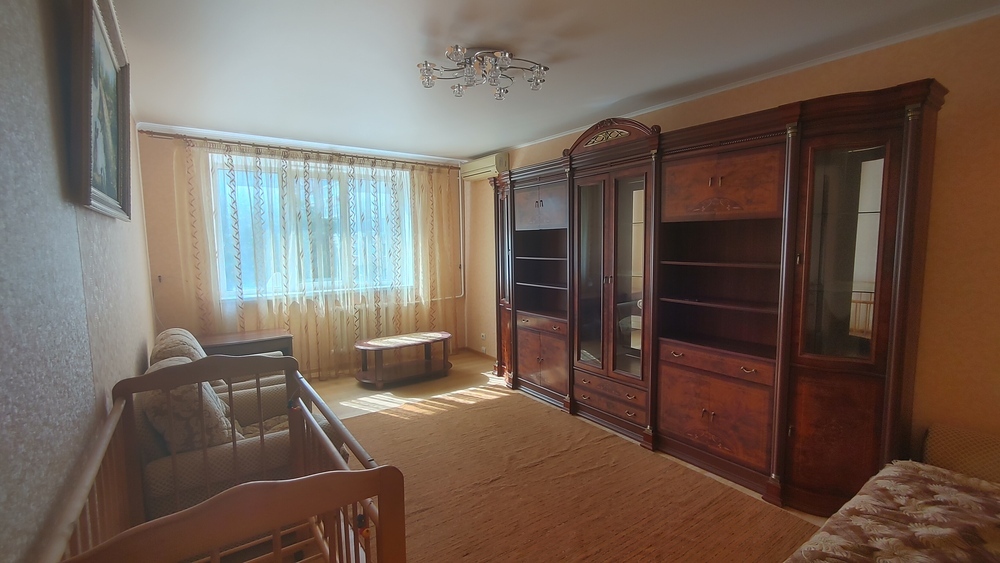 2-к. квартира 65 кв.м, 4/6