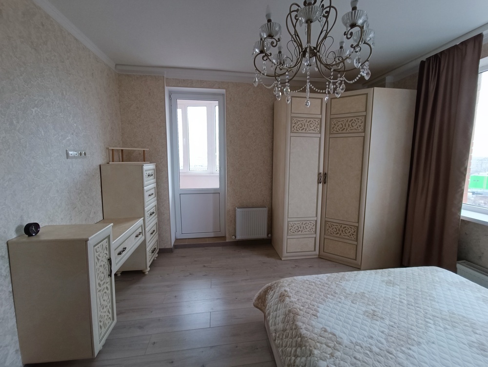 2-к. квартира 87.8 кв.м, 9/10