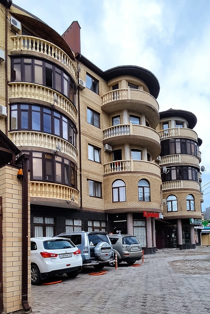 1-к. квартира 50.2 кв.м, 4/5
