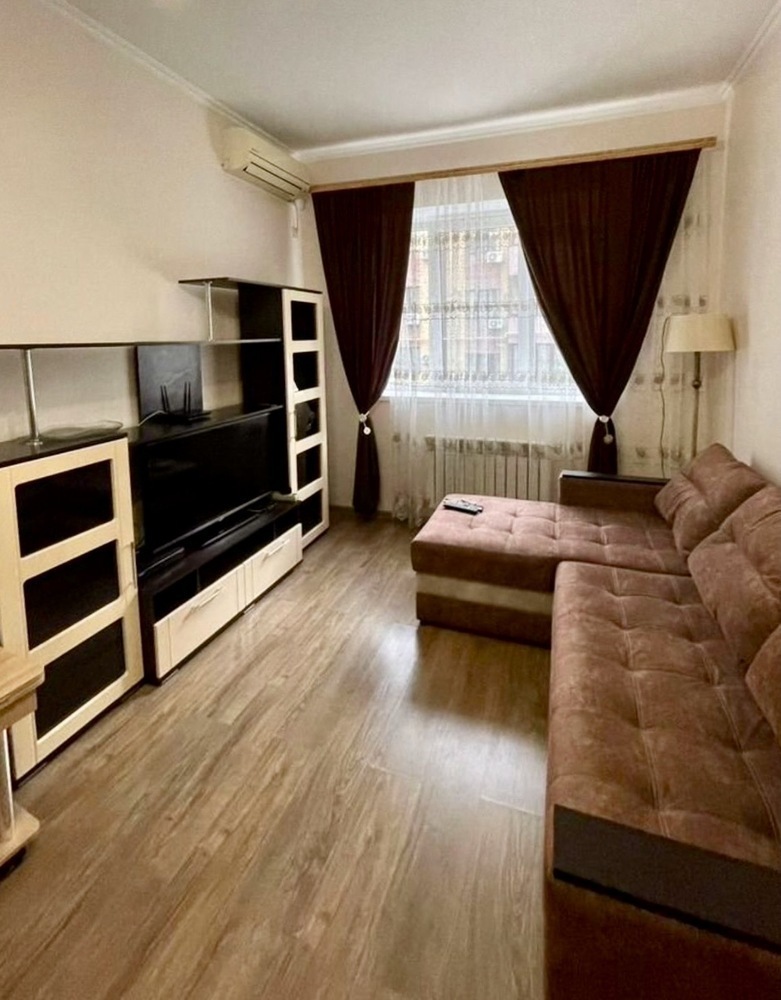 1-к. квартира 40 кв.м, 2/5