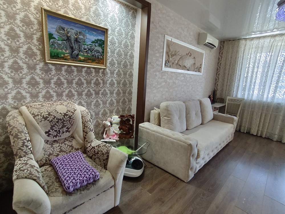 2-к. квартира 77.6 кв.м, 3/12