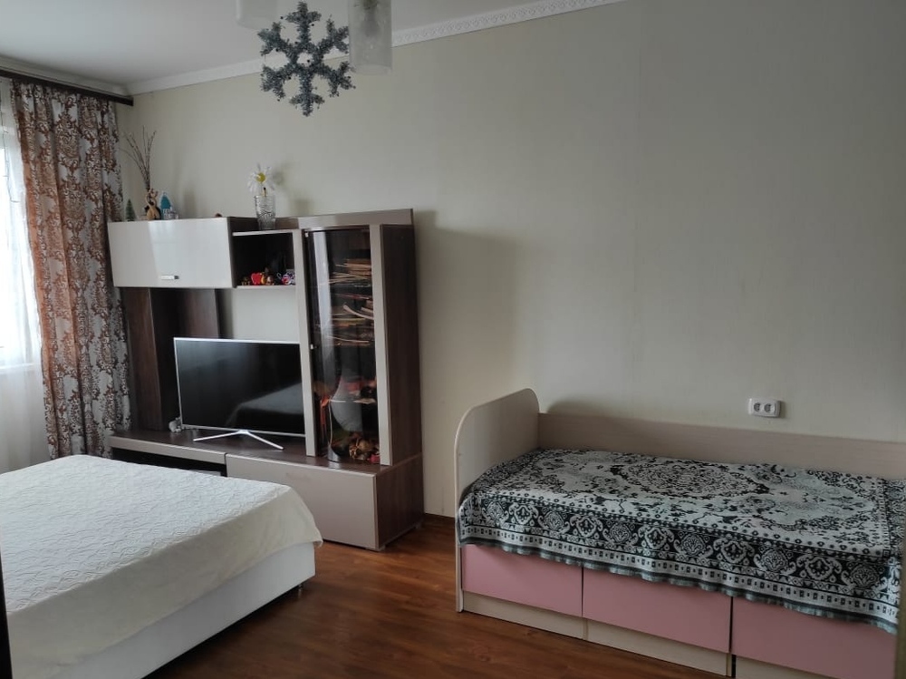 1-к. квартира 35.4 кв.м, 9/9