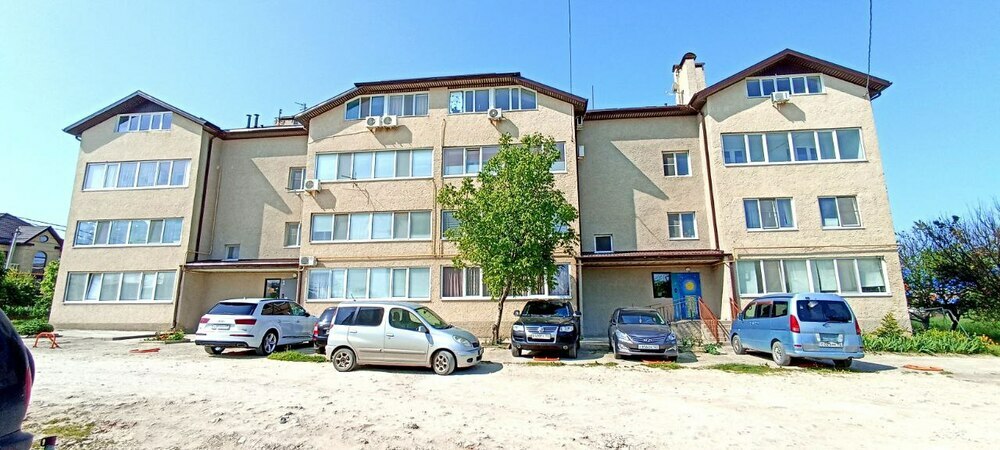 3-к. квартира 105.9 кв.м, 3/3