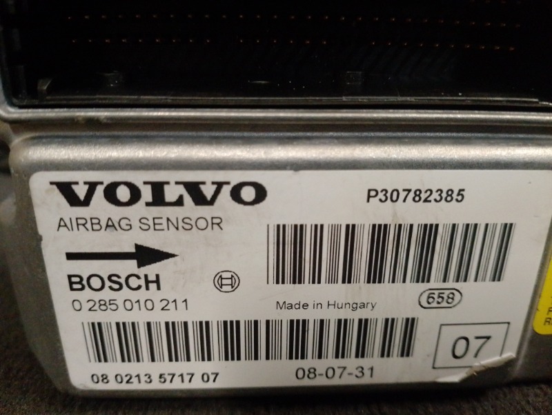 Блок управления AIR BAG подушками безопасности на Volvo S60 I / Вольво C60 1 поколение 2000-2009г.\nОригинал.\nВ отличном состоянии. Без дефектов.\nГарантия на установку и проверку.\nКонтрактная запчасть из Японии. \nОтправим в регионы ТК.\nНа этот автомо