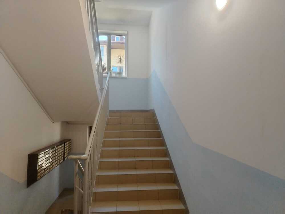 2-к. квартира 63 кв.м, 1/4
