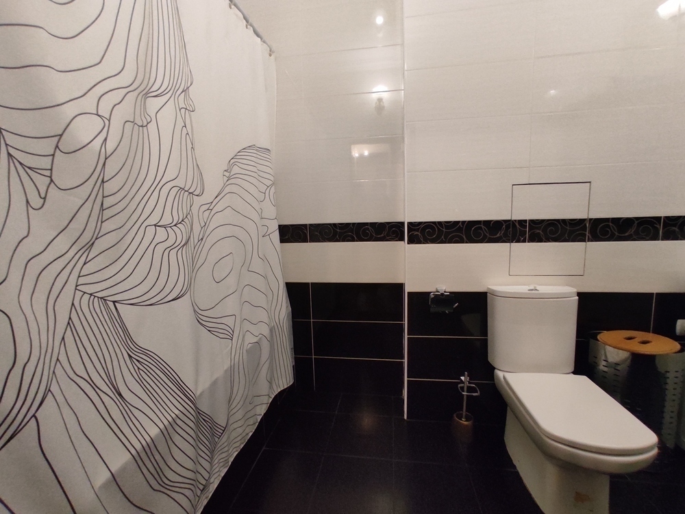 2-к. квартира 90 кв.м, 4/5