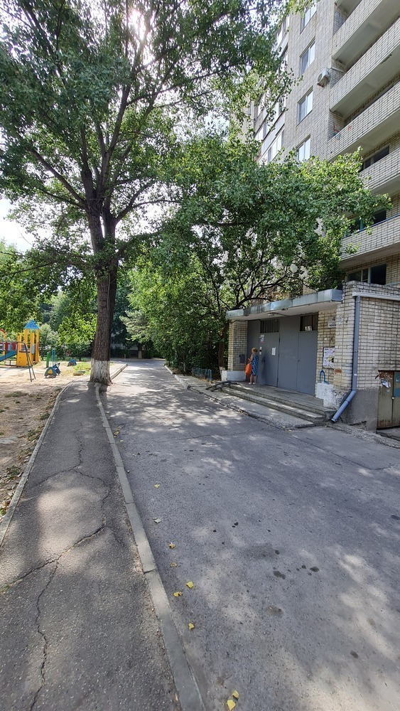 3-к. квартира 79.8 кв.м, 6/9