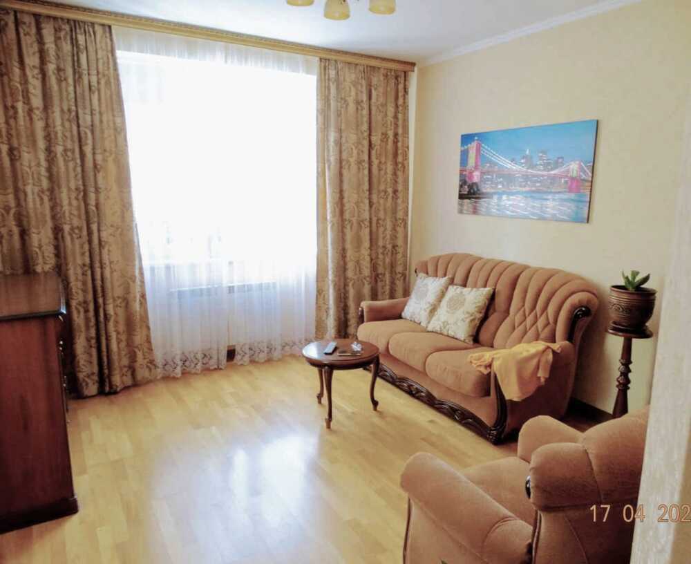 2-к. квартира 65.6 кв.м, 3/10