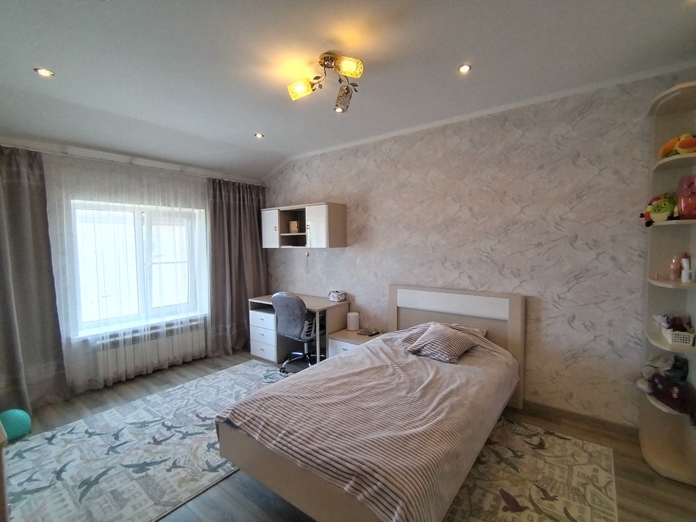 Дом 462 кв.м на участке 10 сот