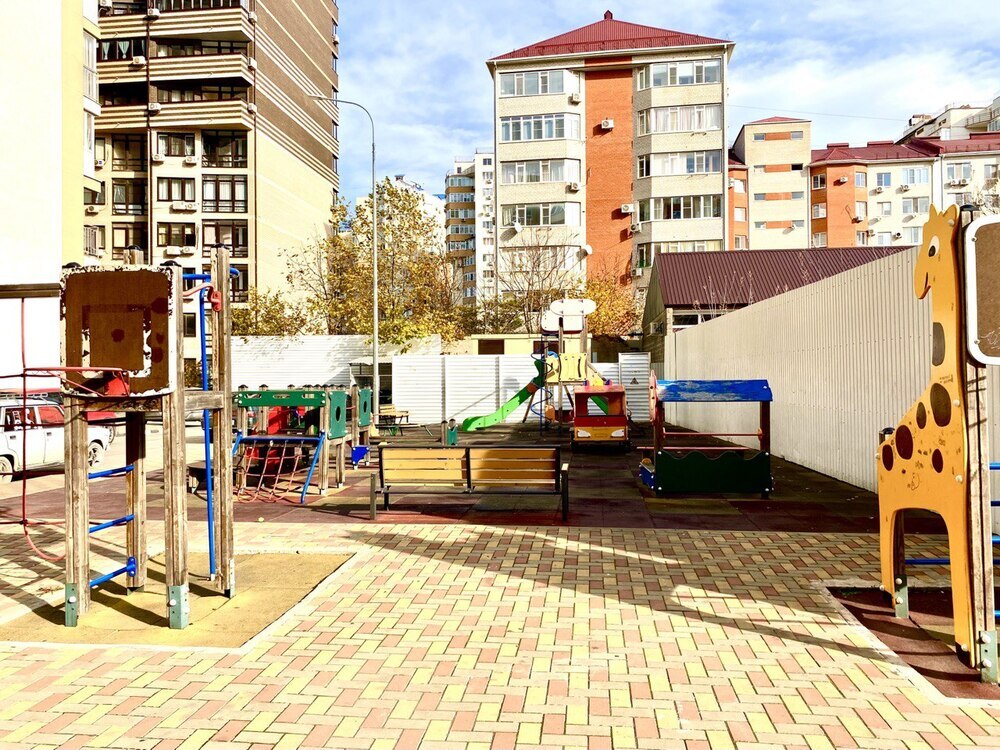 1-к. квартира 43.7 кв.м, 1/14