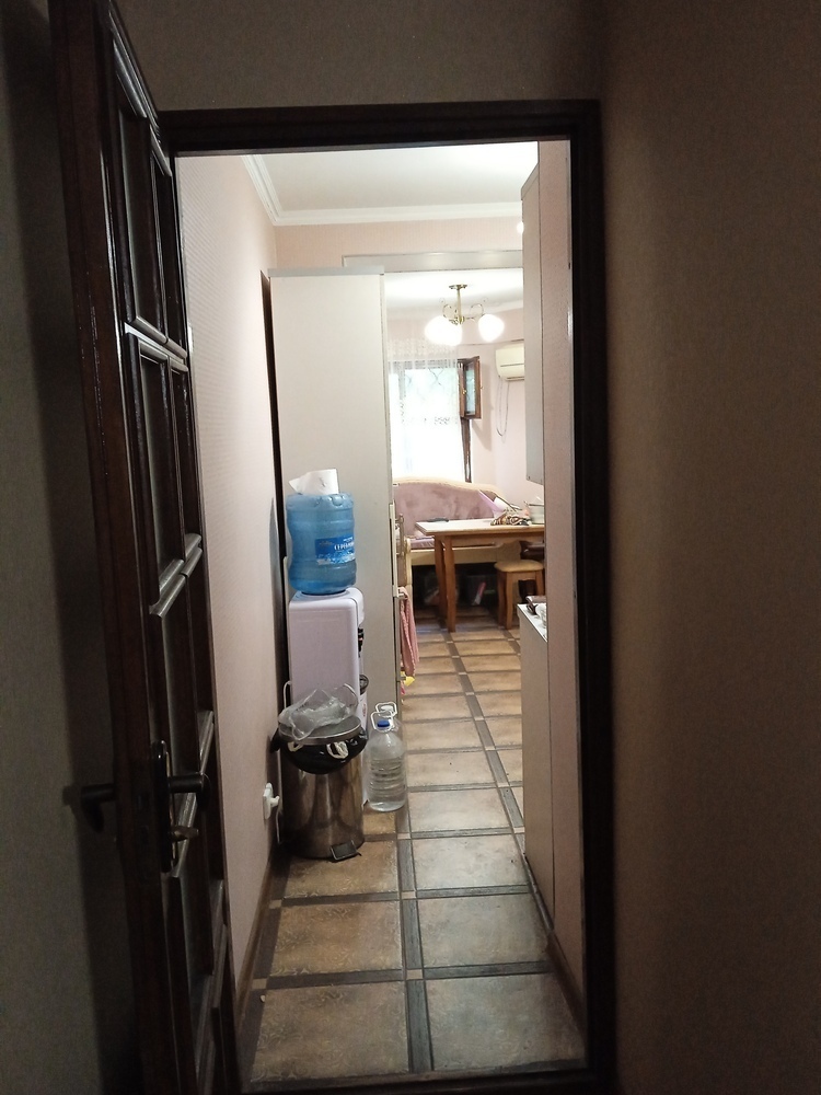 3-к. квартира 100 кв.м, 1/5