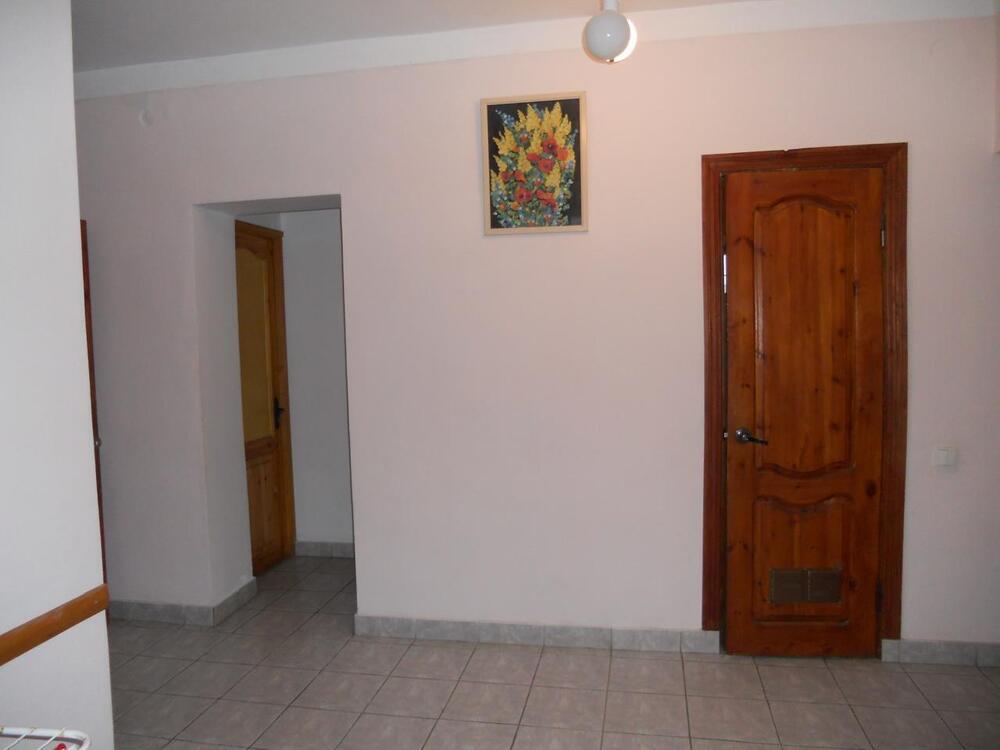 Дом 286.5 кв.м на участке 9 сот