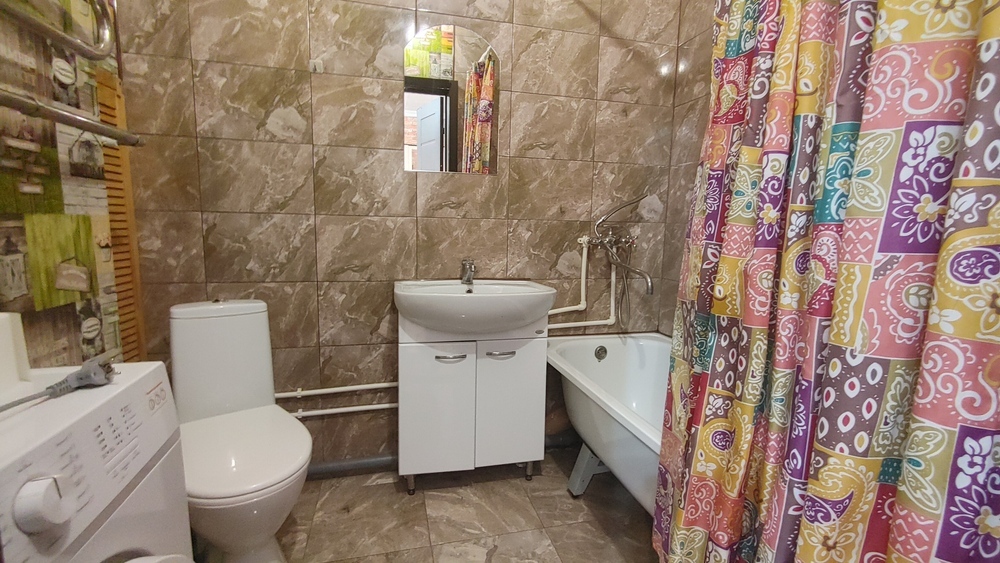 1-к. квартира 37 кв.м, 4/8