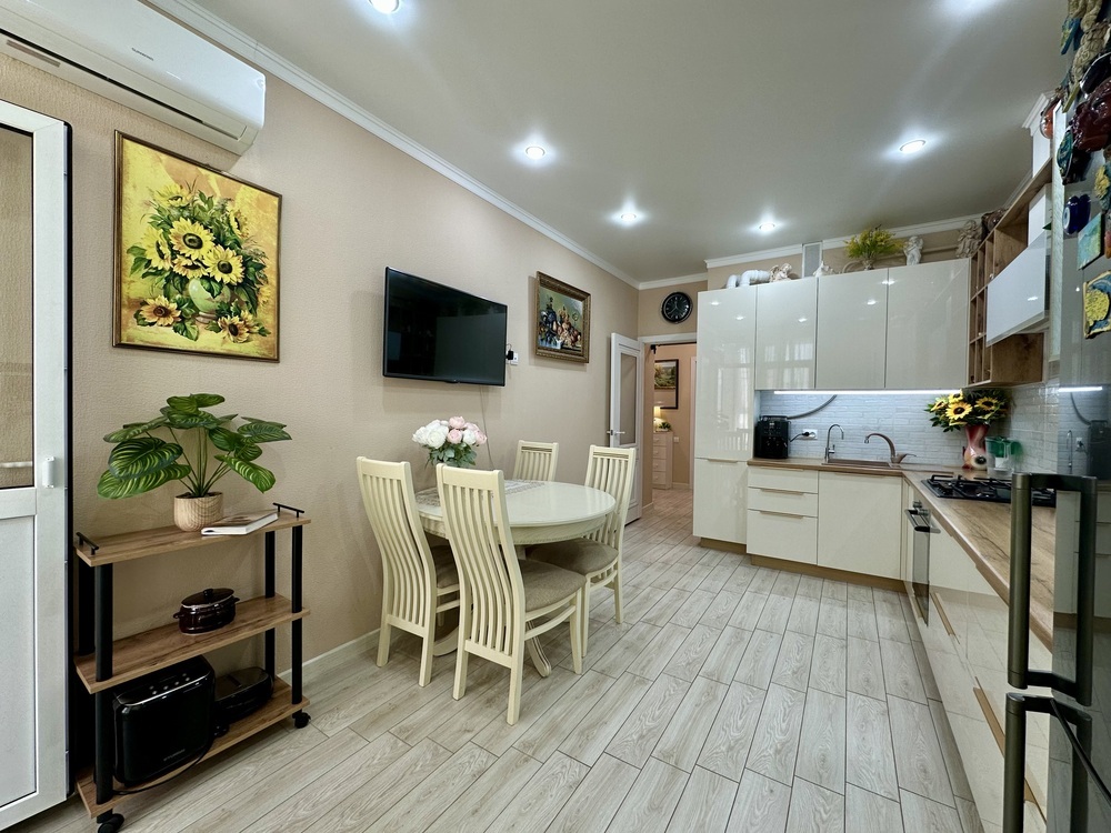 2-к. квартира 72 кв.м, 3/4