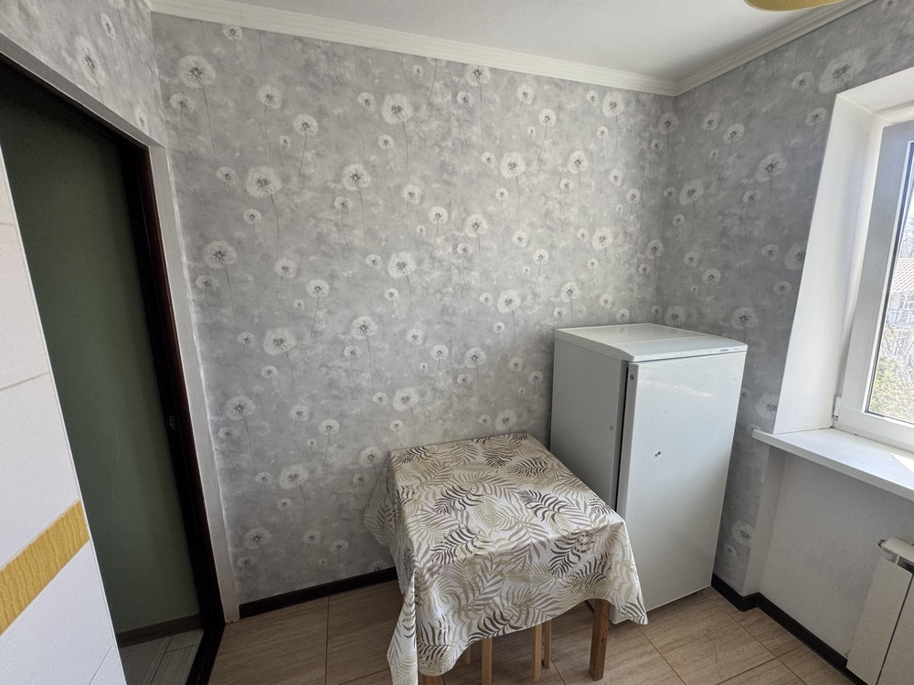 2-к. квартира 45 кв.м, 4/4