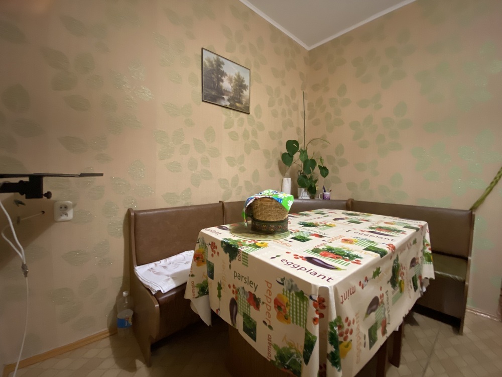 3-к. квартира 80.9 кв.м, 4/5