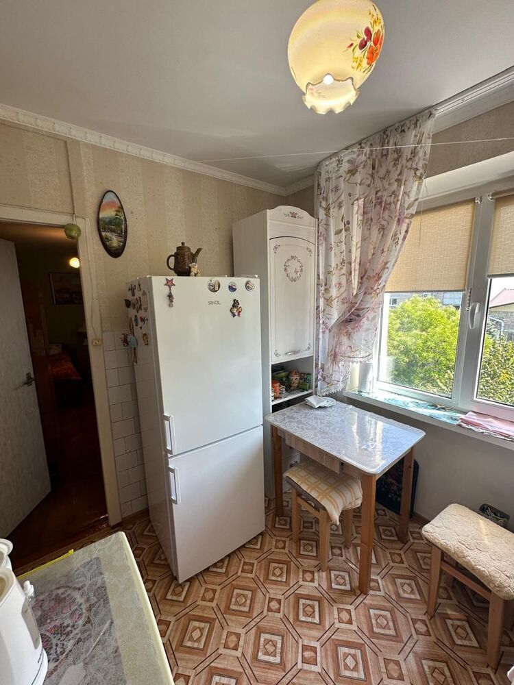 2-к. квартира 40 кв.м, 4/5
