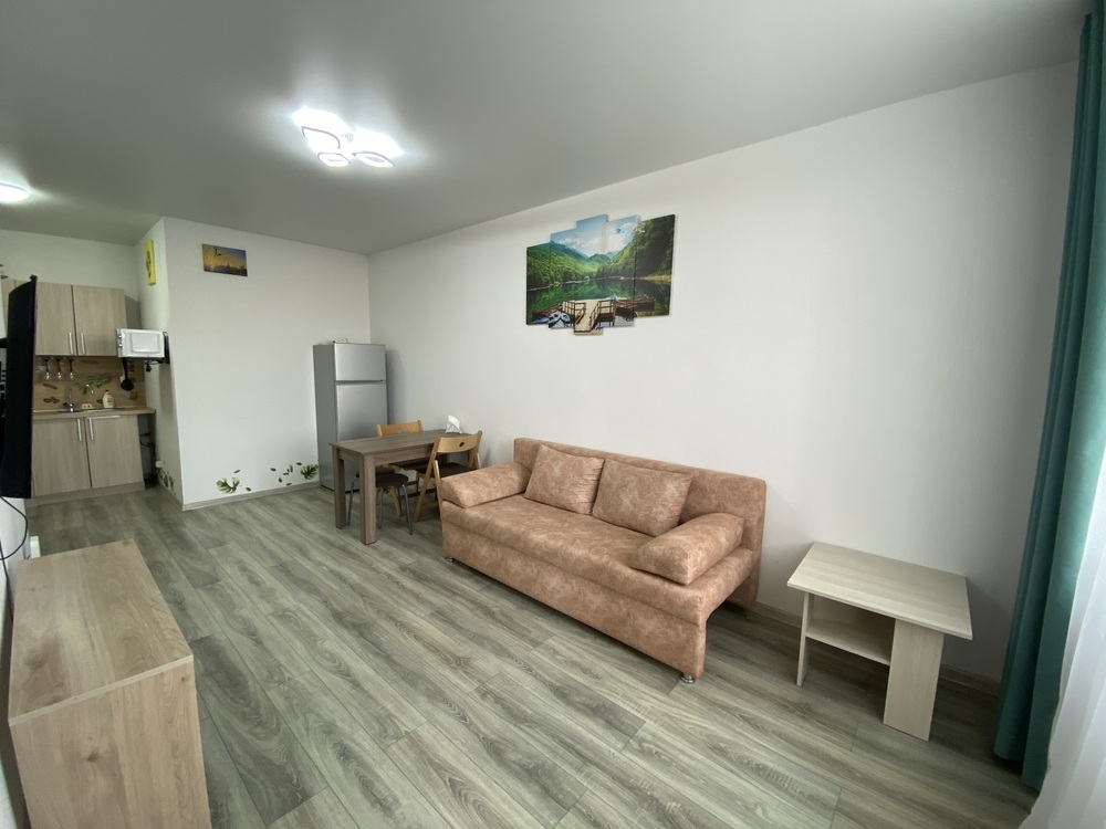 1-к. квартира 37.5 кв.м, 1/4