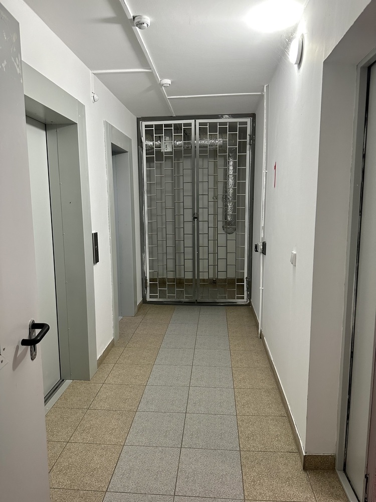 2-к. квартира 64 кв.м, 4/16