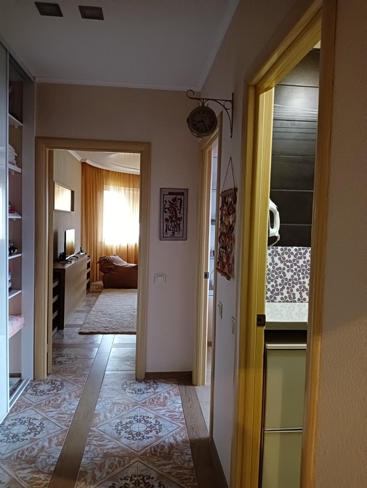 2-к. квартира 65 кв.м, 5/5