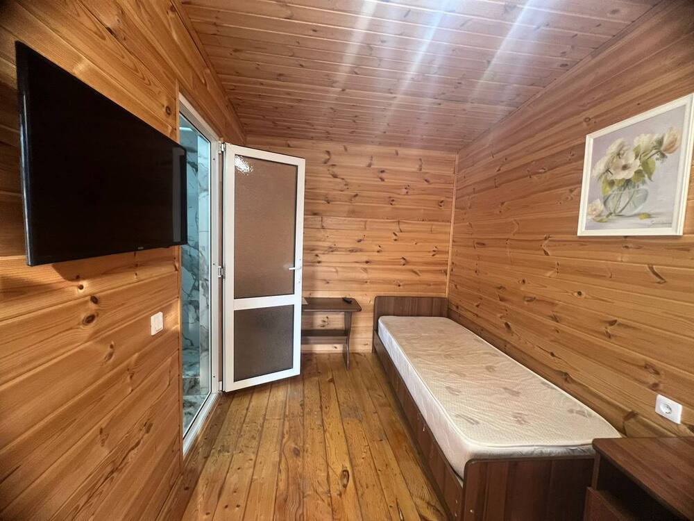 Студия 20 кв.м, 1/2