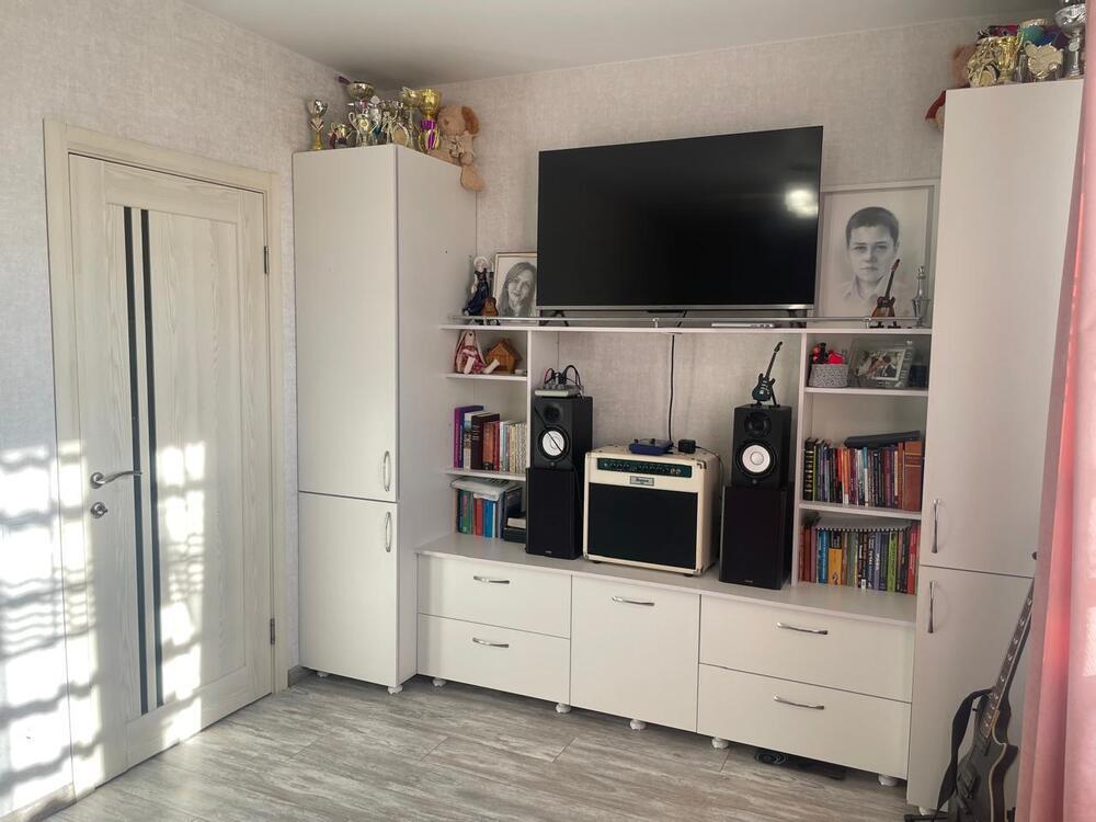 3-к. квартира 103 кв.м, 3/5