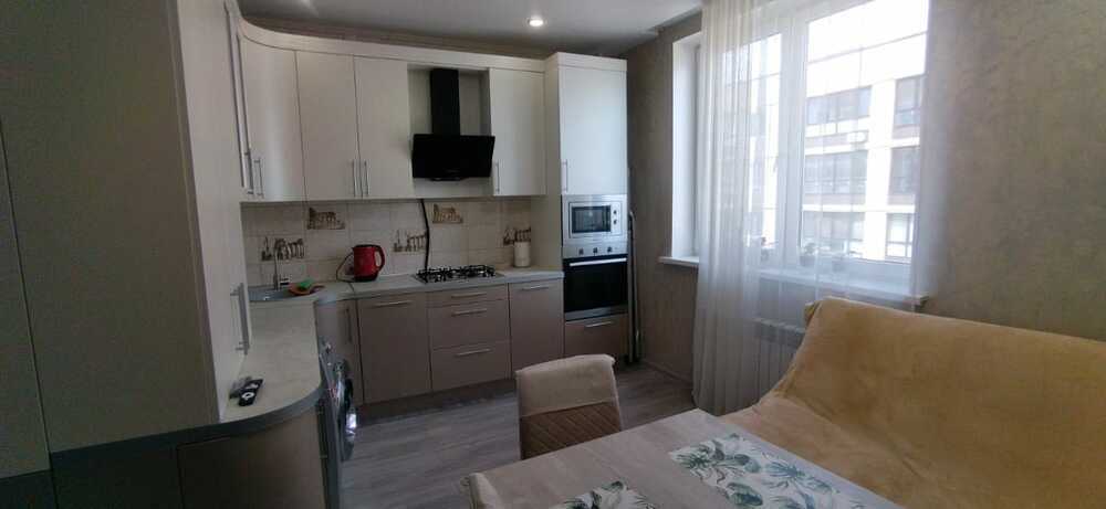 2-к. квартира 62.2 кв.м, 2/4